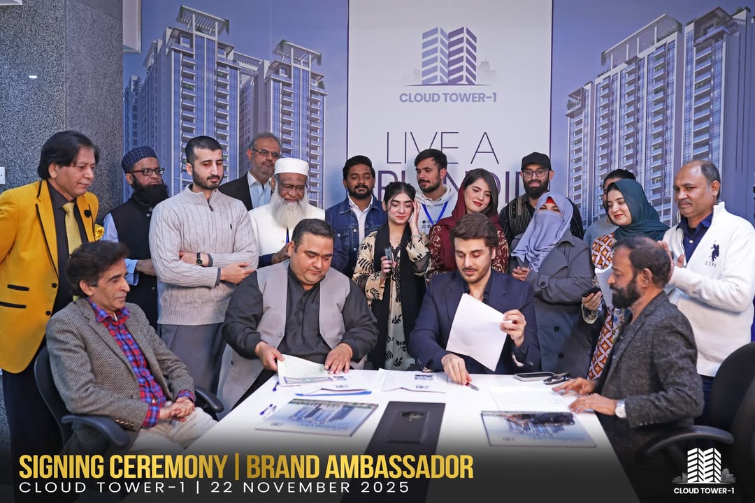 The Cloud Services Head Office (7)